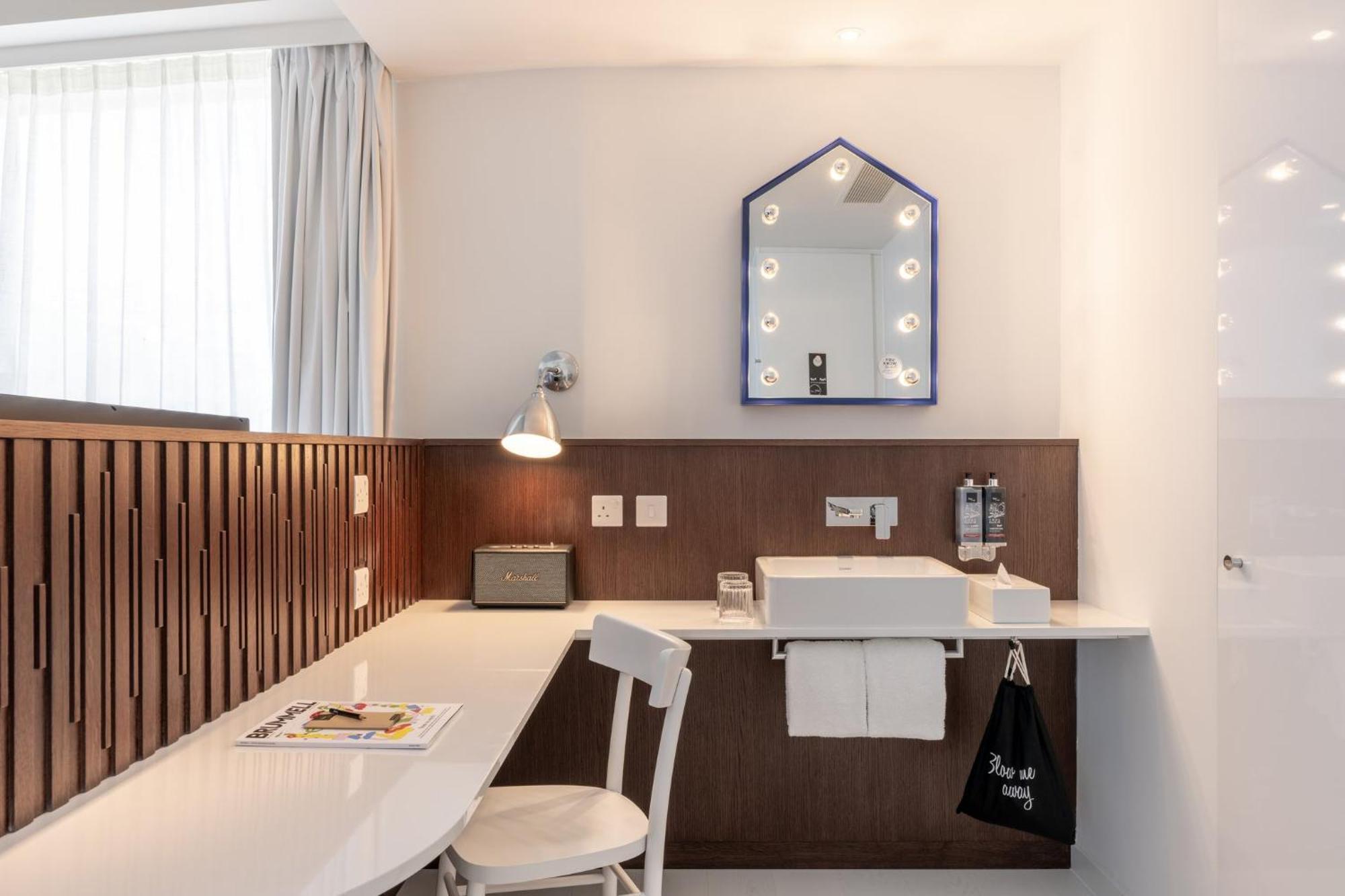 Ruby Zoe Hotel Londres Exterior foto